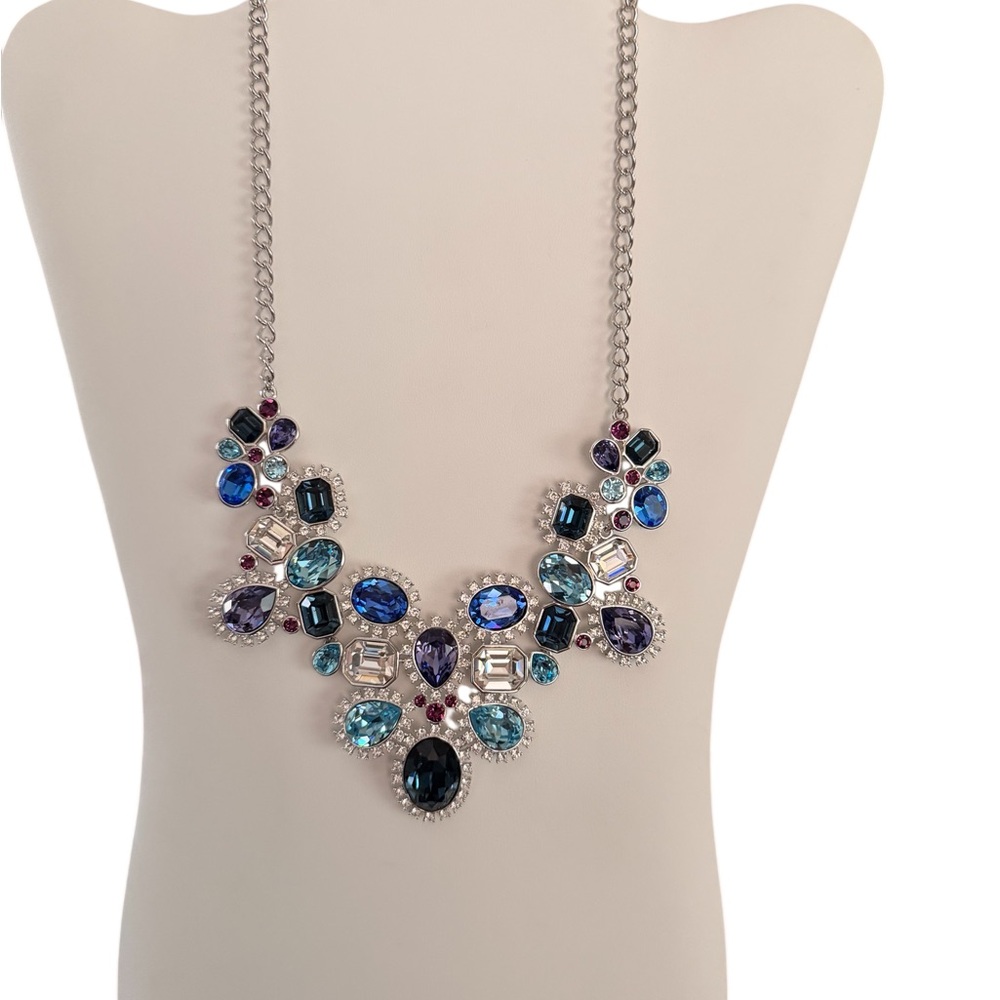 Oliver Weber Statement Necklace - Picture 3 of 5
